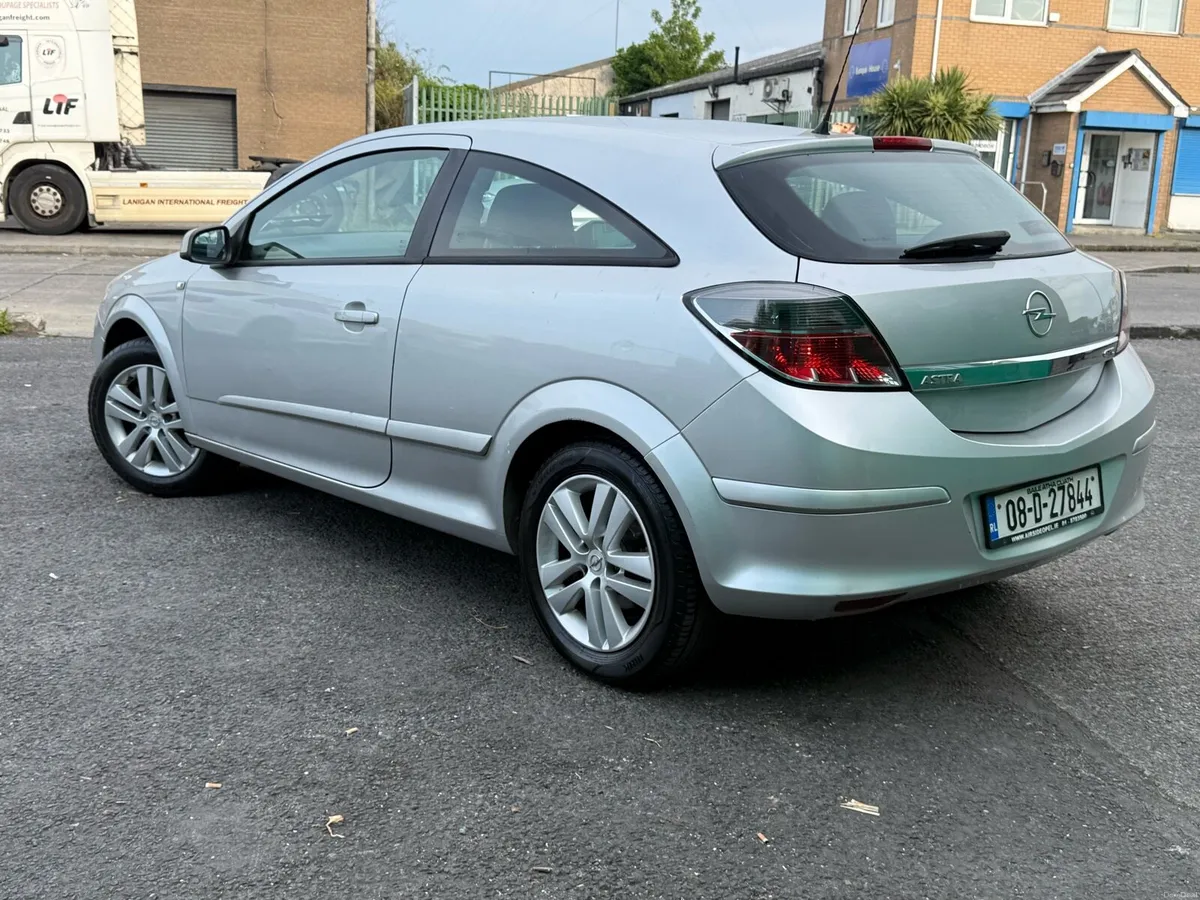 Astra GTC 1.4 New Nct  low km - Image 3