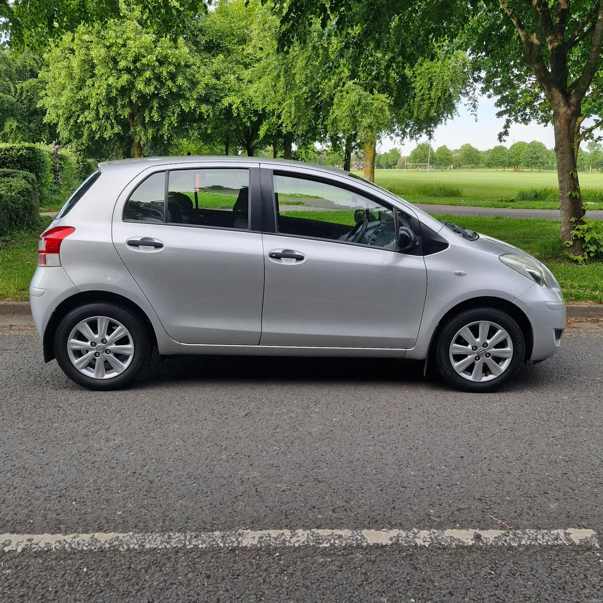 Toyota Yaris Low KMs Mint Condition - Image 2