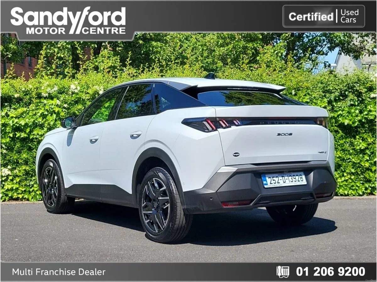 Peugeot 3008 1.2 ALLURE MHEV 145bhp eDCS6**Ex Demo - Image 4