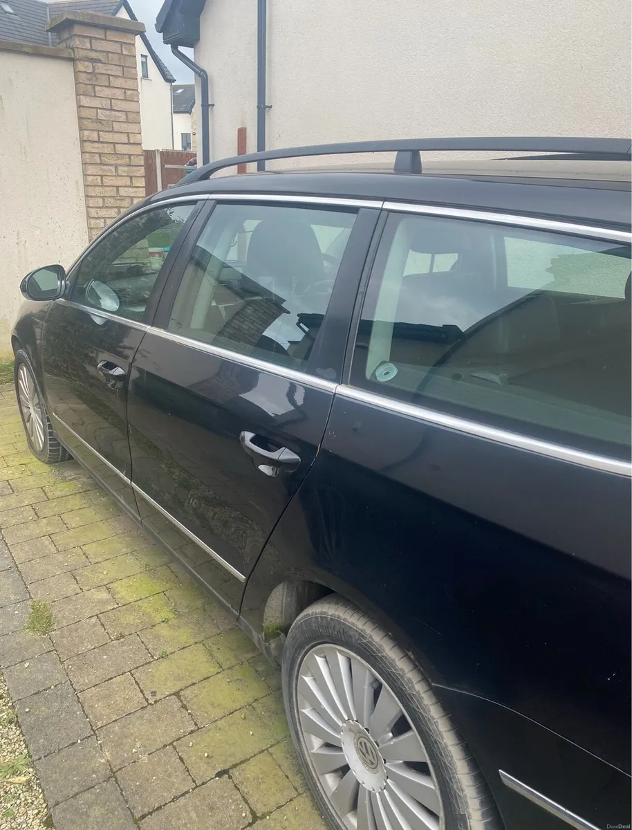 2008 Volkswagen Passat 1.9 TDI - Image 3