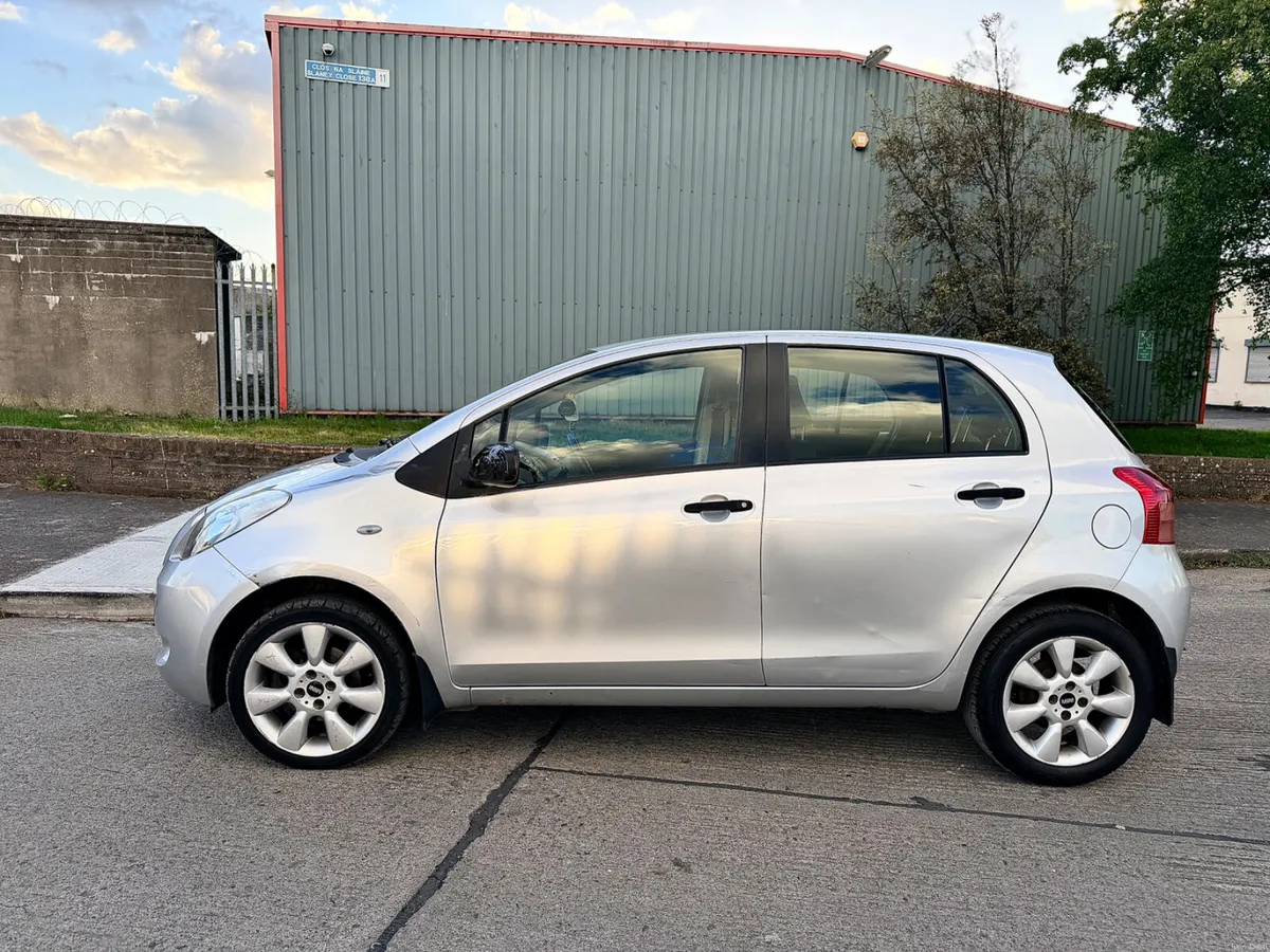 🔴 Toyota Yaris 2006 - Image 3