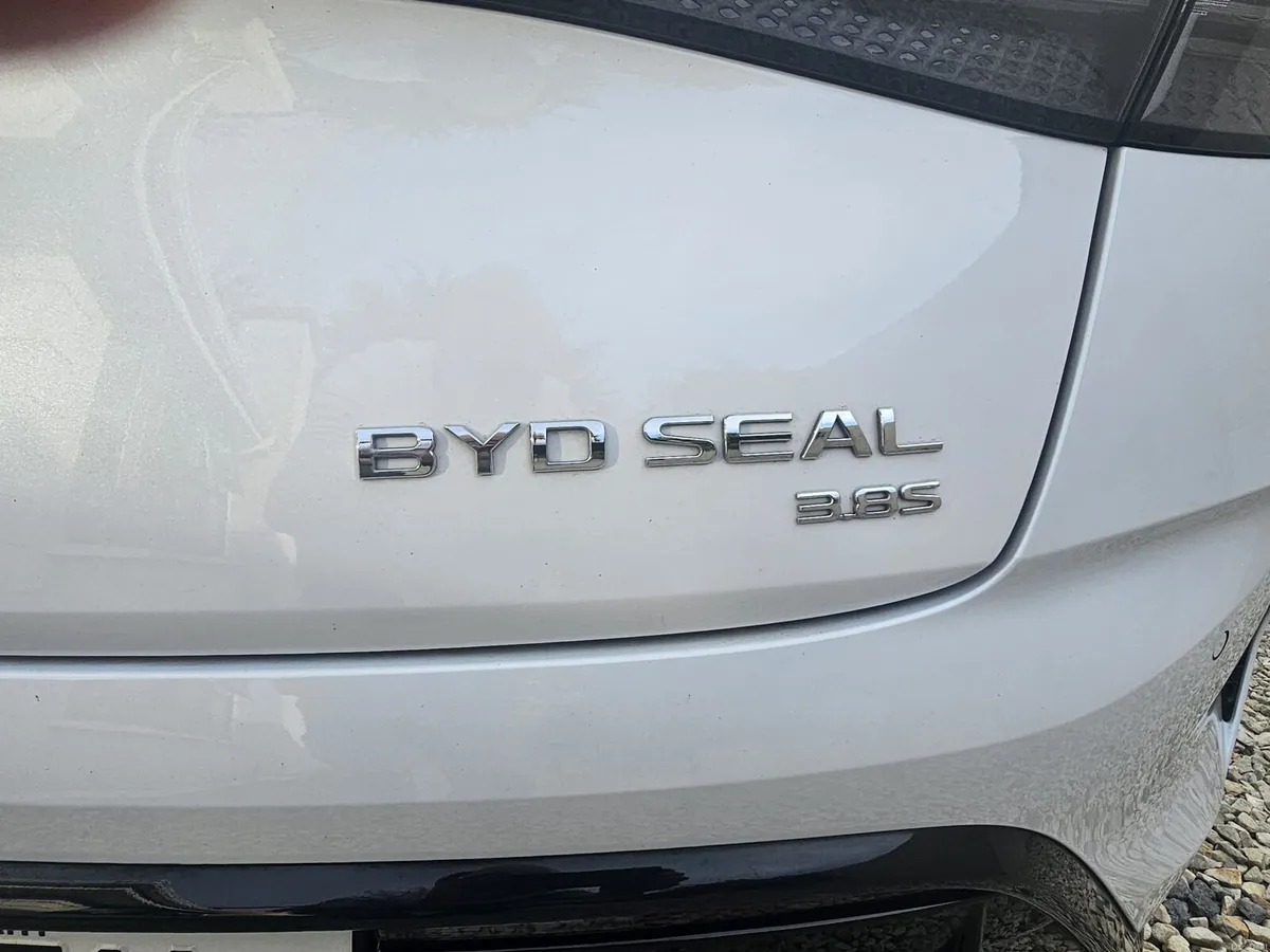 BYD SEAL AWD 530 BHP - Image 4