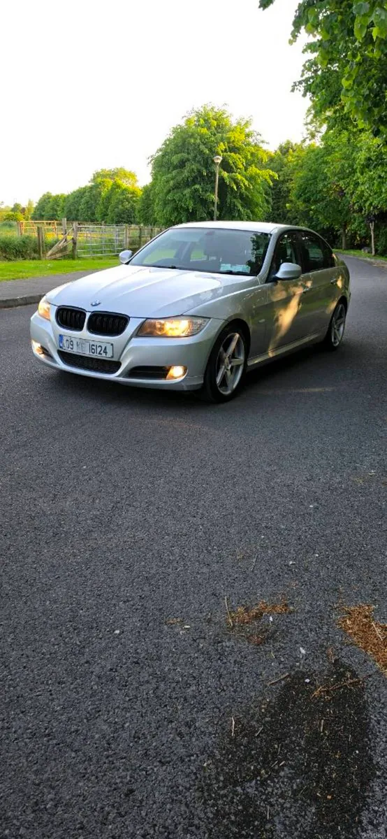 Bmw e90 320d LCI MODEL - Image 2