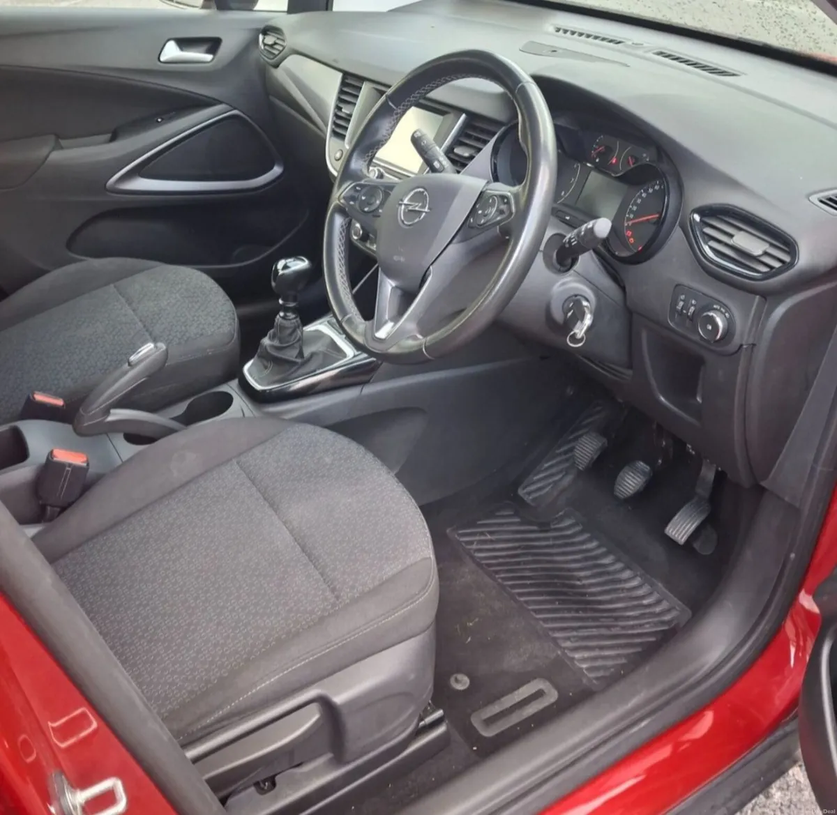 Car - Image 4