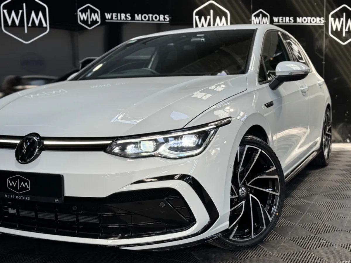 Volkswagen Golf R-LINE//AUTOMATIC//ONLY24,958KM - Image 3