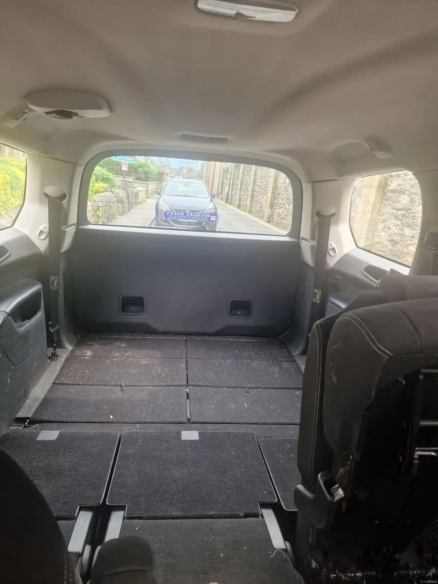 Citroen C4 Picasso 2011 - Image 2