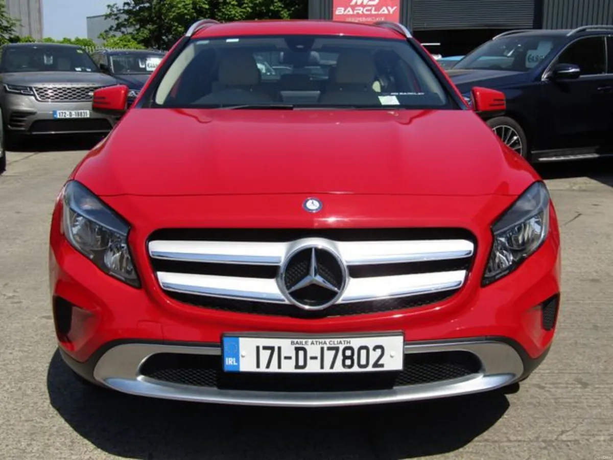 Mercedes-Benz GLA 200 d D Urban 5DR Auto - Image 2