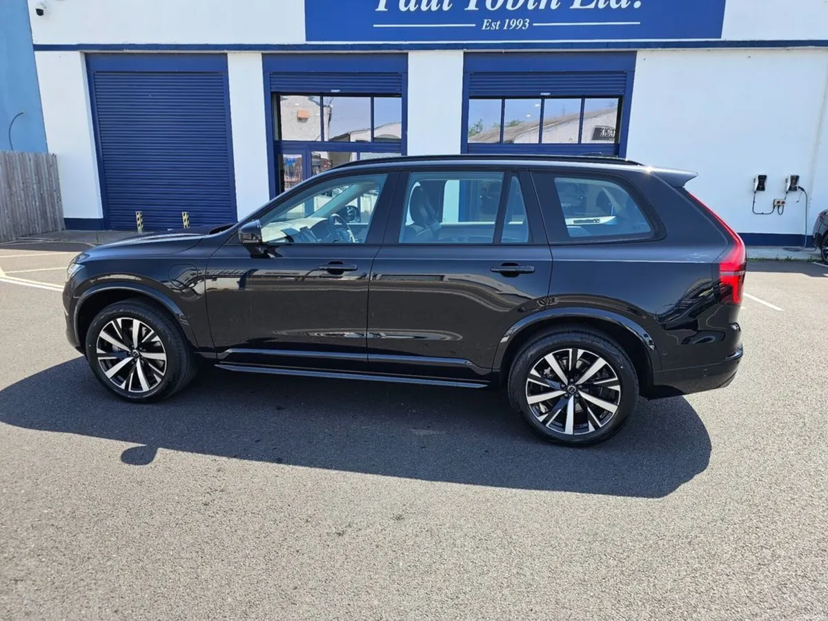 Volvo XC90 T8 PLUS MODEL - Image 4