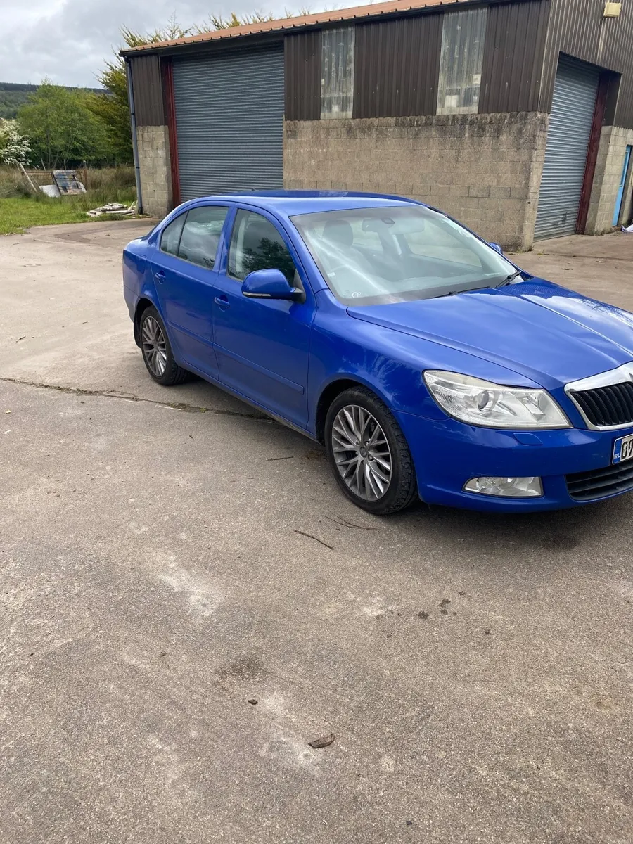 Skoda Octavia 2009 - Image 2