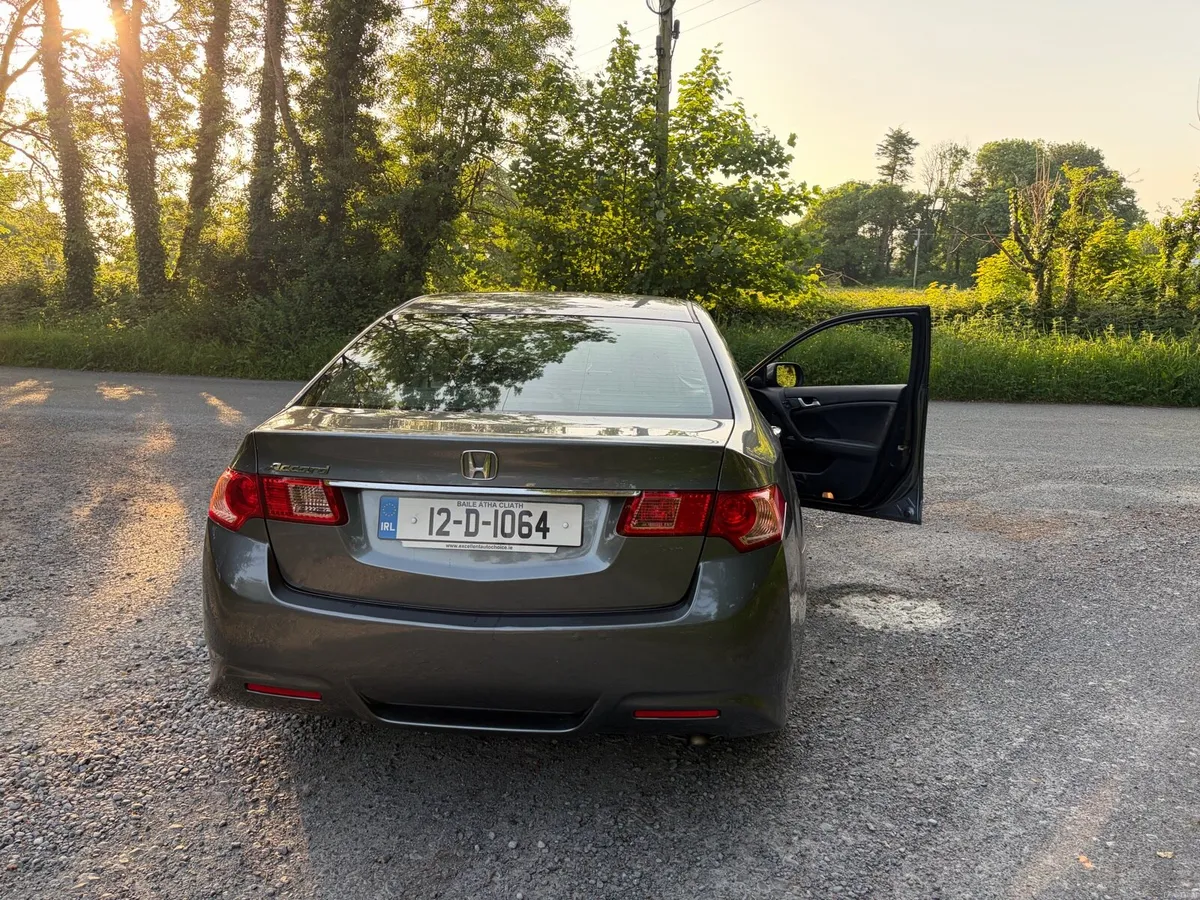 Honda Accord 2.2 Type S - Image 4