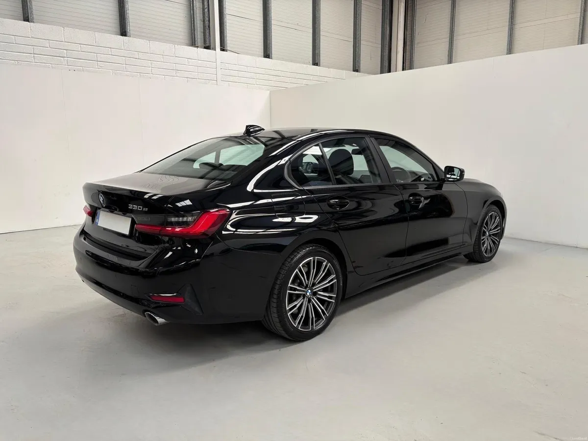 2021 BMW 3 Series 330E SE Pro - Image 5