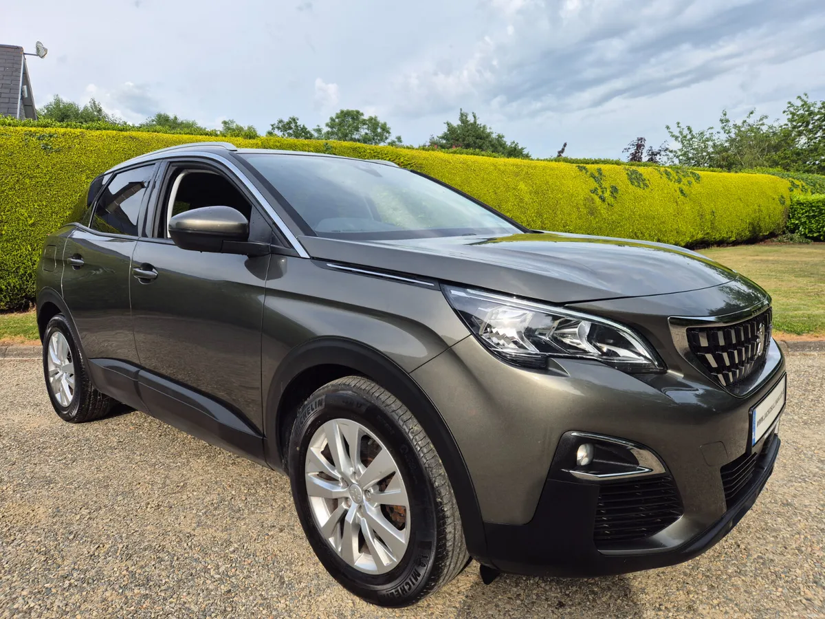 202'PEUGEOT 3008 1.2 PETROL - Image 4