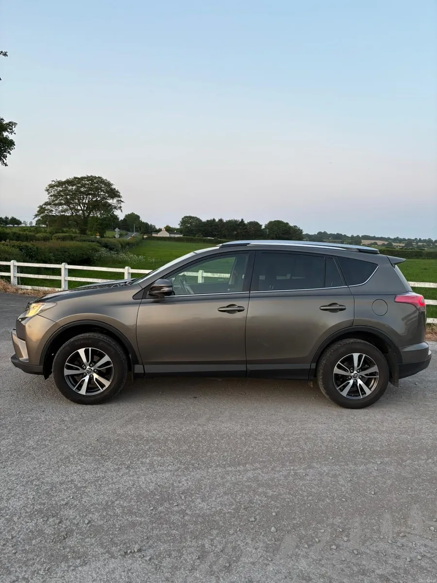 Toyota rav - Image 6