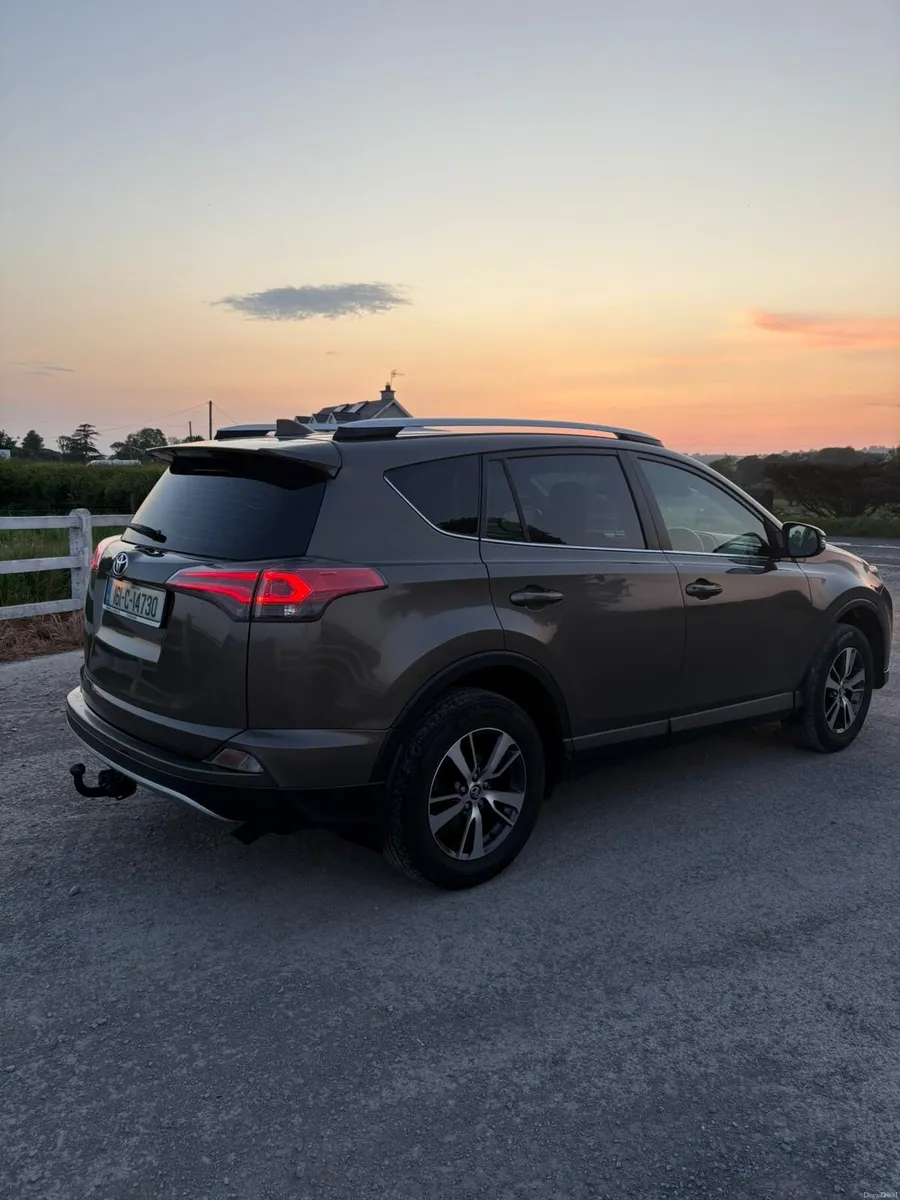 Toyota rav - Image 2