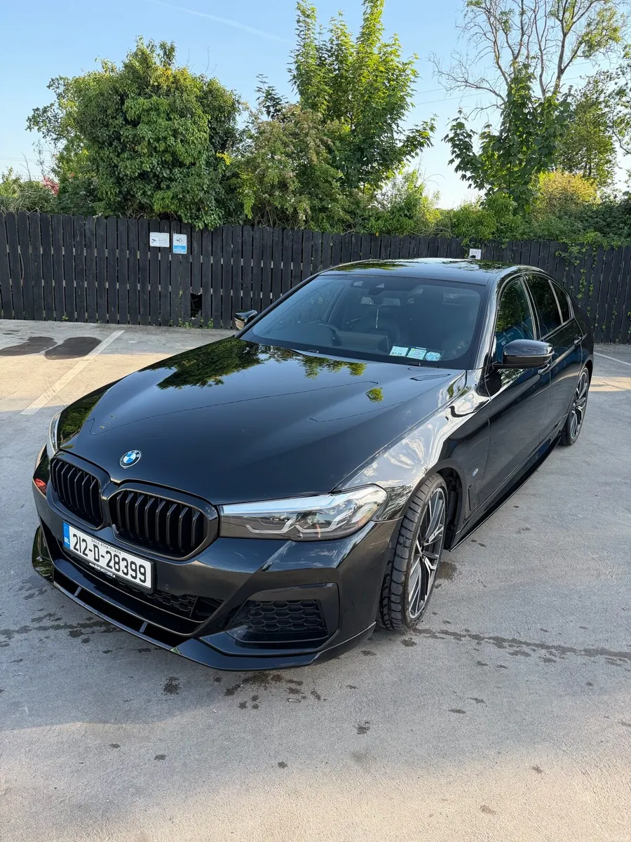 BMW 520D LCI G30 M-Sport MHEV - Image 3