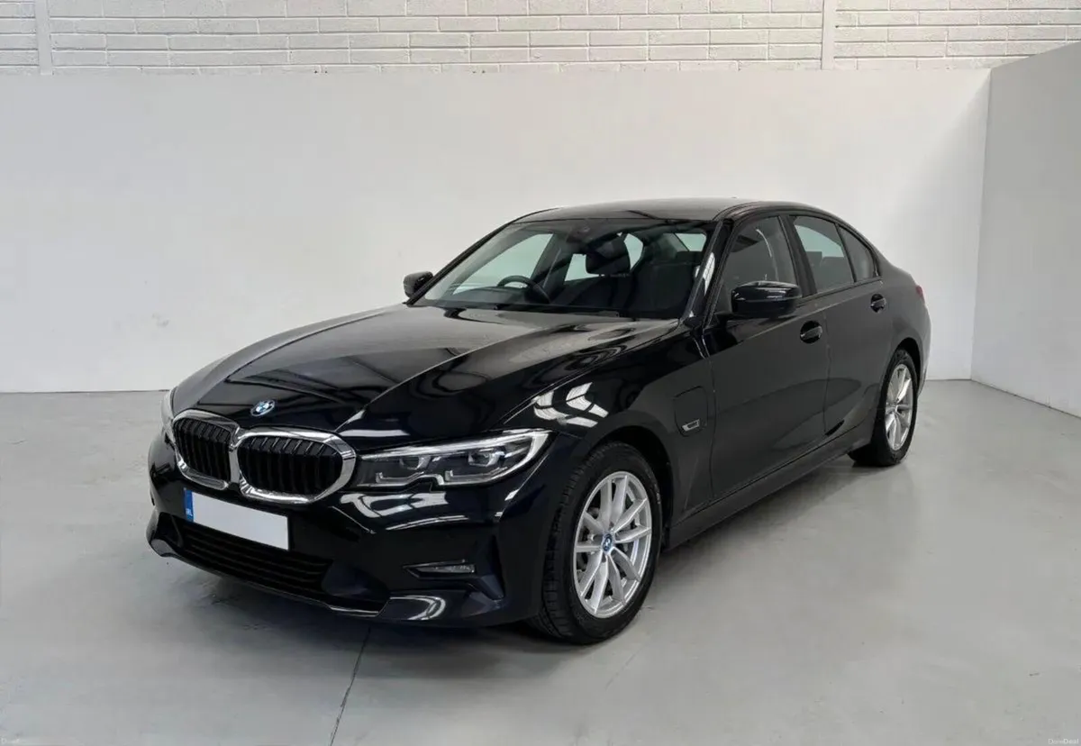 BMW 3 Series 330e Pro Auto - Image 3