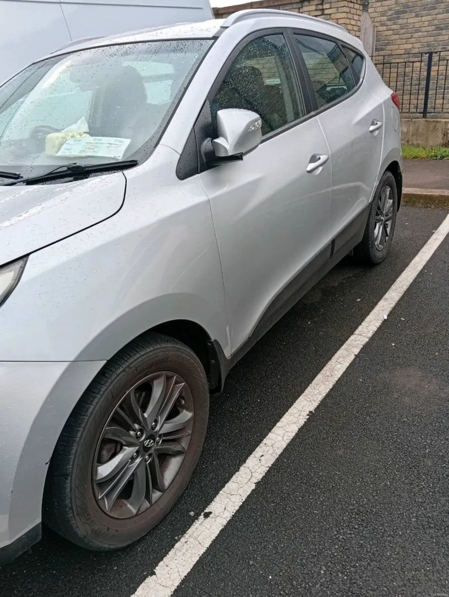 Car - Image 3