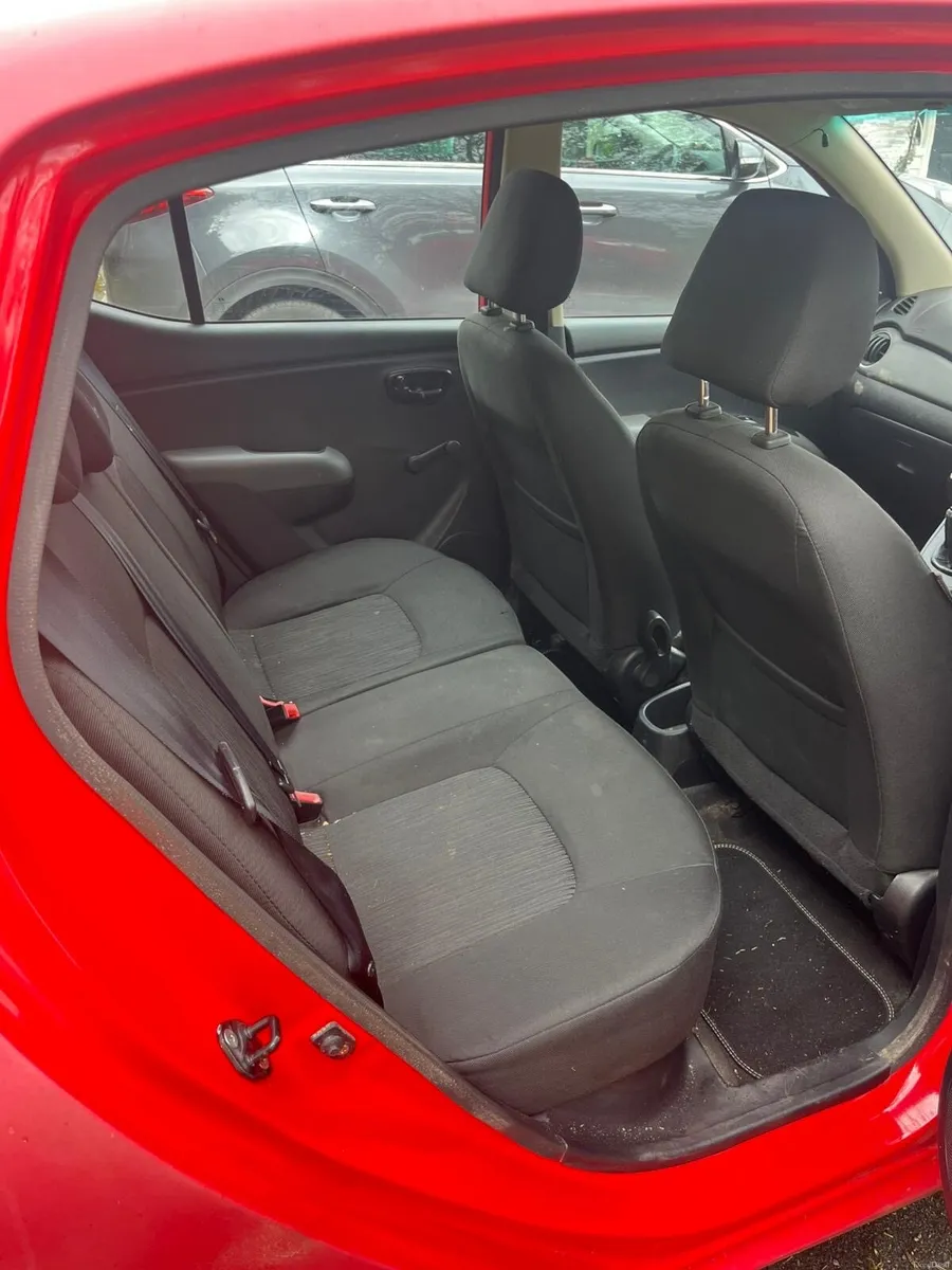 Hyundai i10 - Image 3