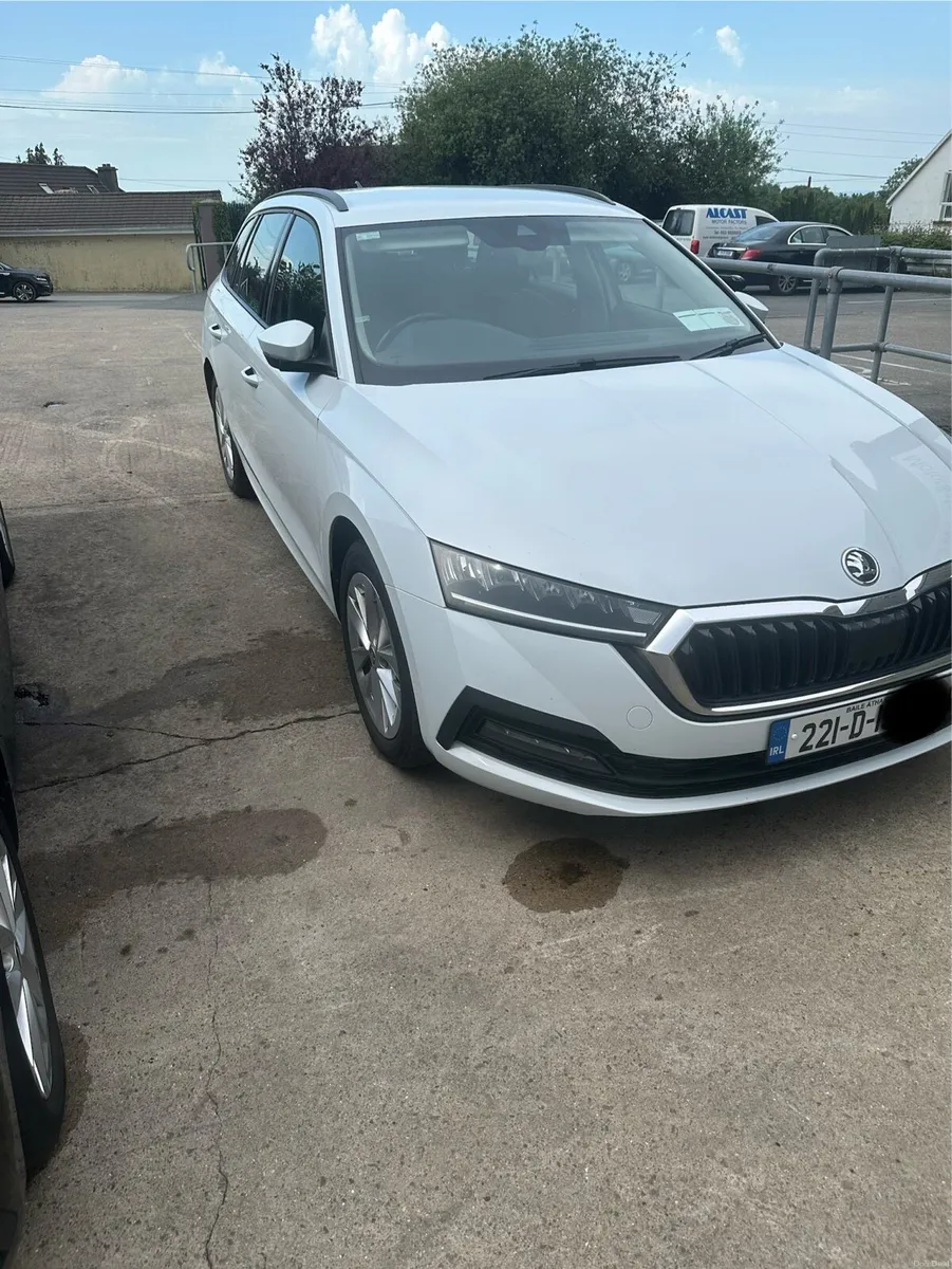 2022 Skoda Octavia Combi - Image 1