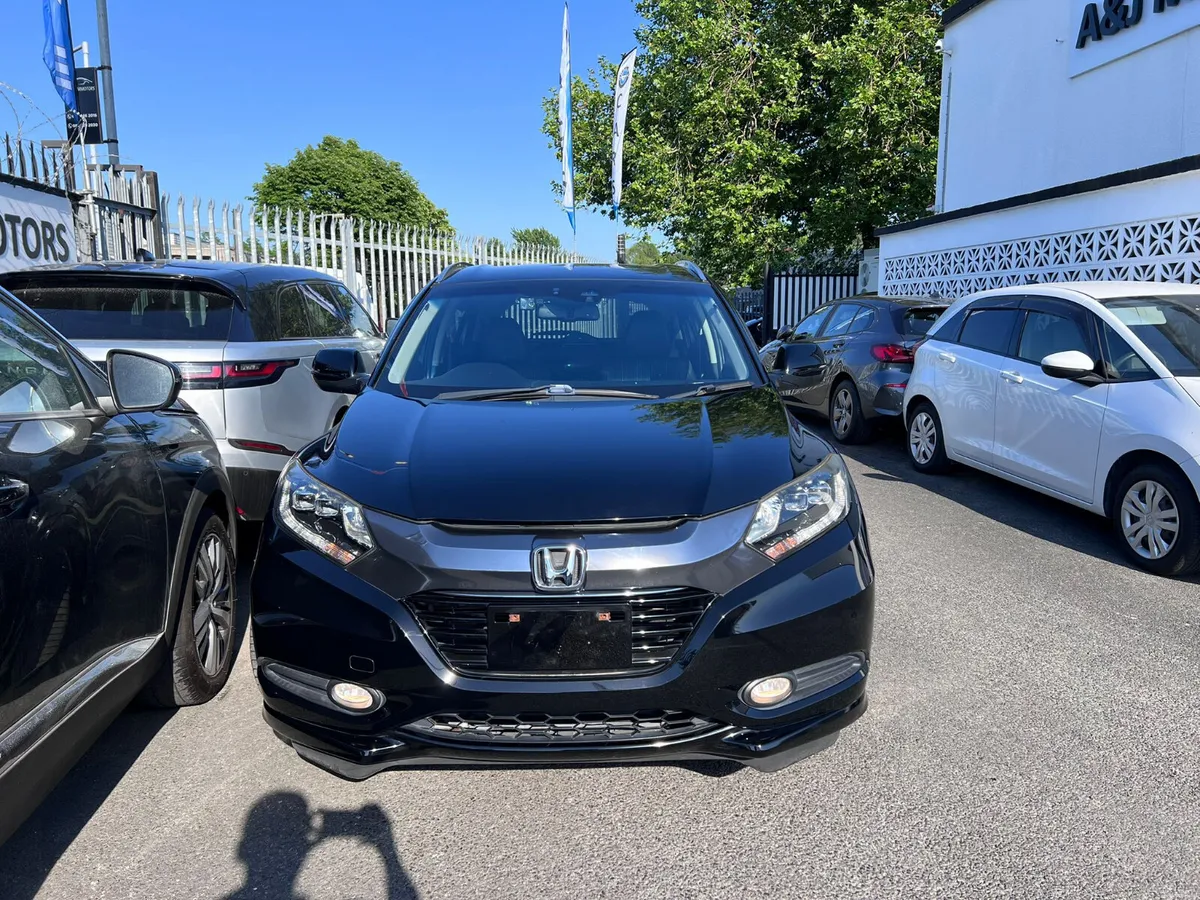15 HONDA VEZEL 1.5 HYBRID - Image 3