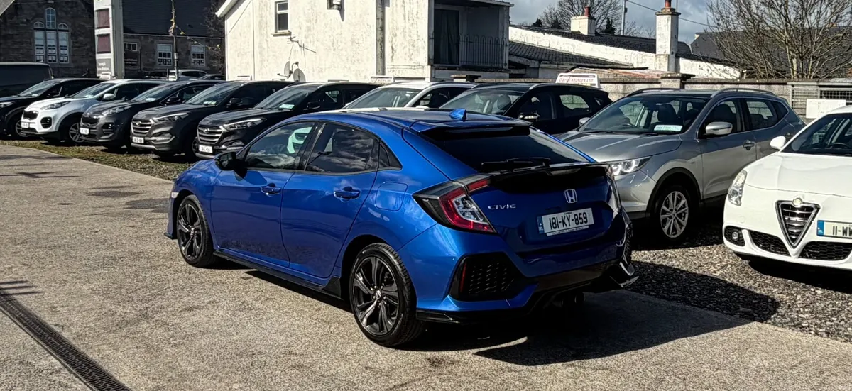 18 Honda Civic automatic - Image 4
