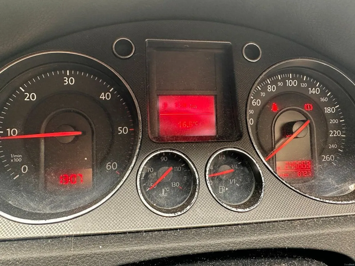 Volkswagen Passat 2008 - Image 4
