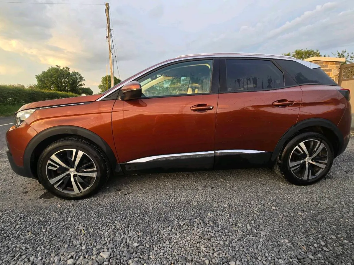 PEUGEOT 3008 - Image 4