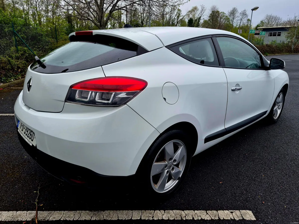 2011 RENAULT MEGANE 1.5 DCI COUPE TOM TOM EDITION - Image 2
