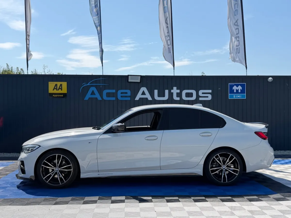 BMW 3-Series M-SPORT X-DRIVE - 2.0L DIESEL - AUTO - Image 4