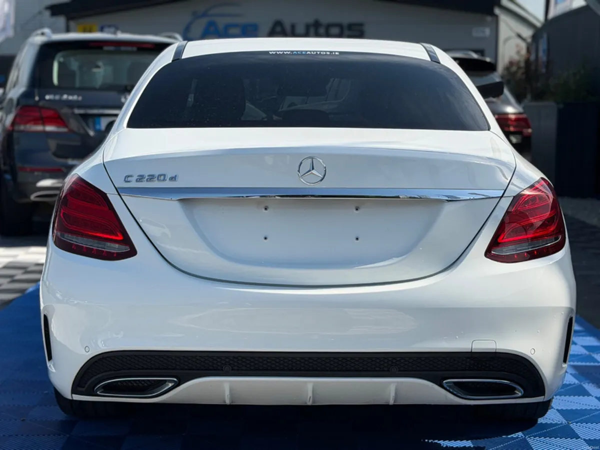Mercedes-Benz C-Class AMG AVANTGARDE - 2.1L DIESEL - Image 6