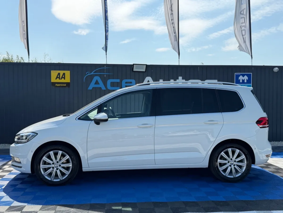 Volkswagen Touran HIGHLINE - 2.0L DIESEL - 7 SEATS - Image 4