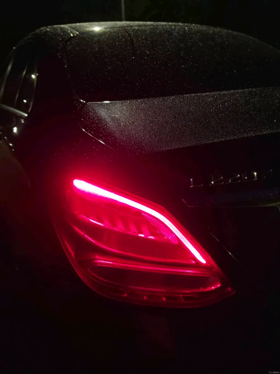 2016 Mercedes Benz C-Class Automatic - Image 4