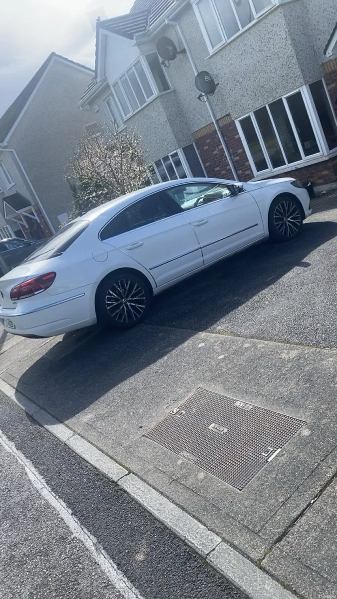 Car - Image 4