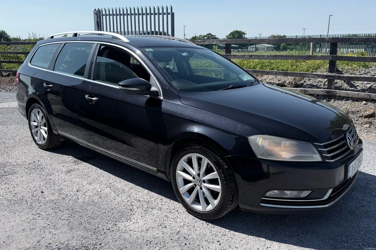 2011 Passat Estate Highline 2.0L - Image 2