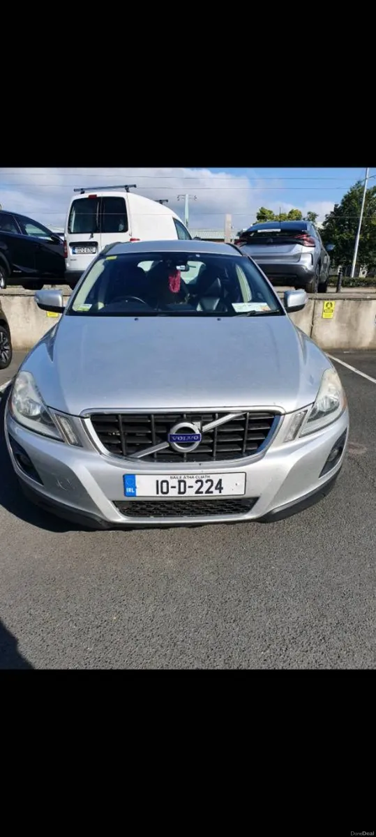 Volvo XC60 2010 - Image 1