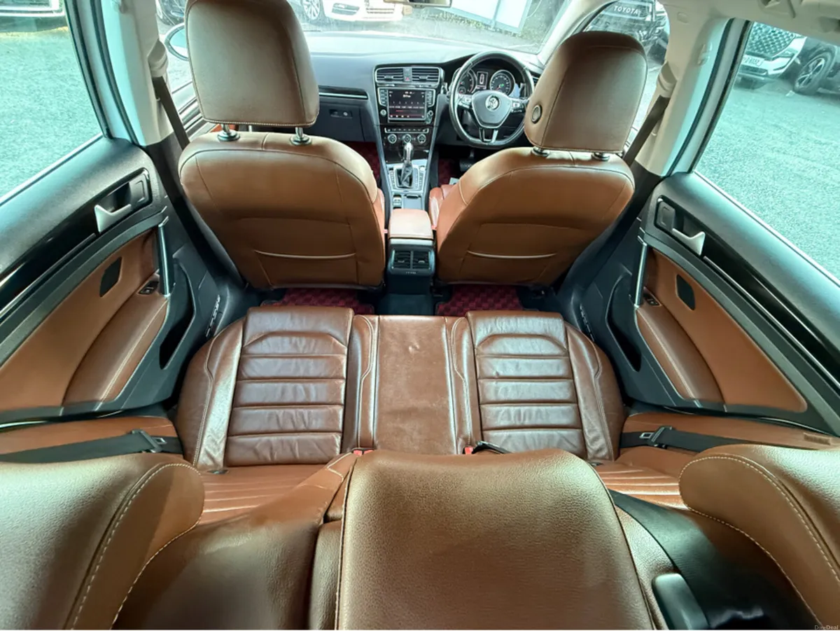 Volkswagen Golf ESTATE 1.4 FULL TAN LEATHER SEATS - Image 5