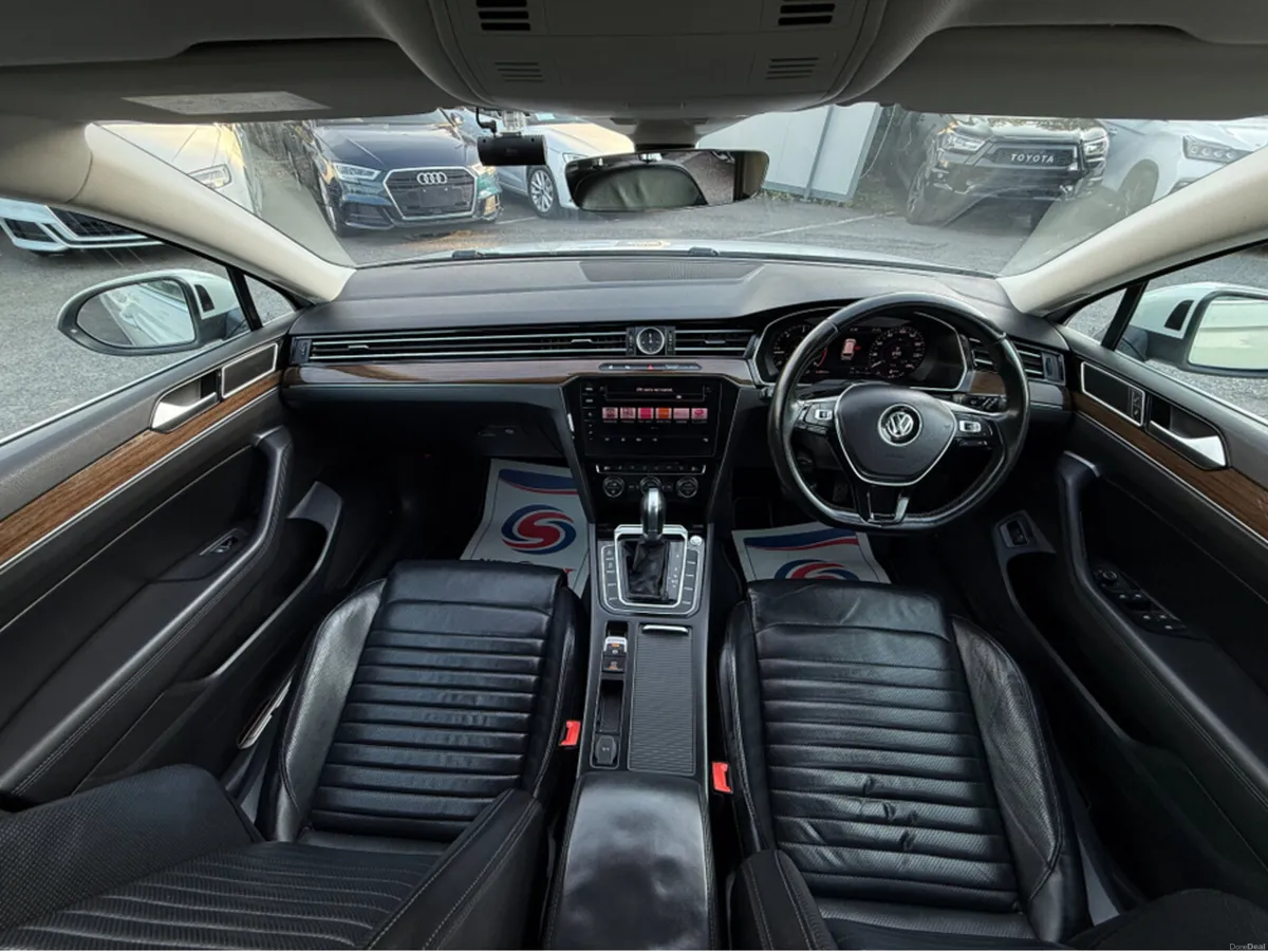Volkswagen Passat ESTATE 2.0 TDI FULL LEATHER SEAT - Image 3