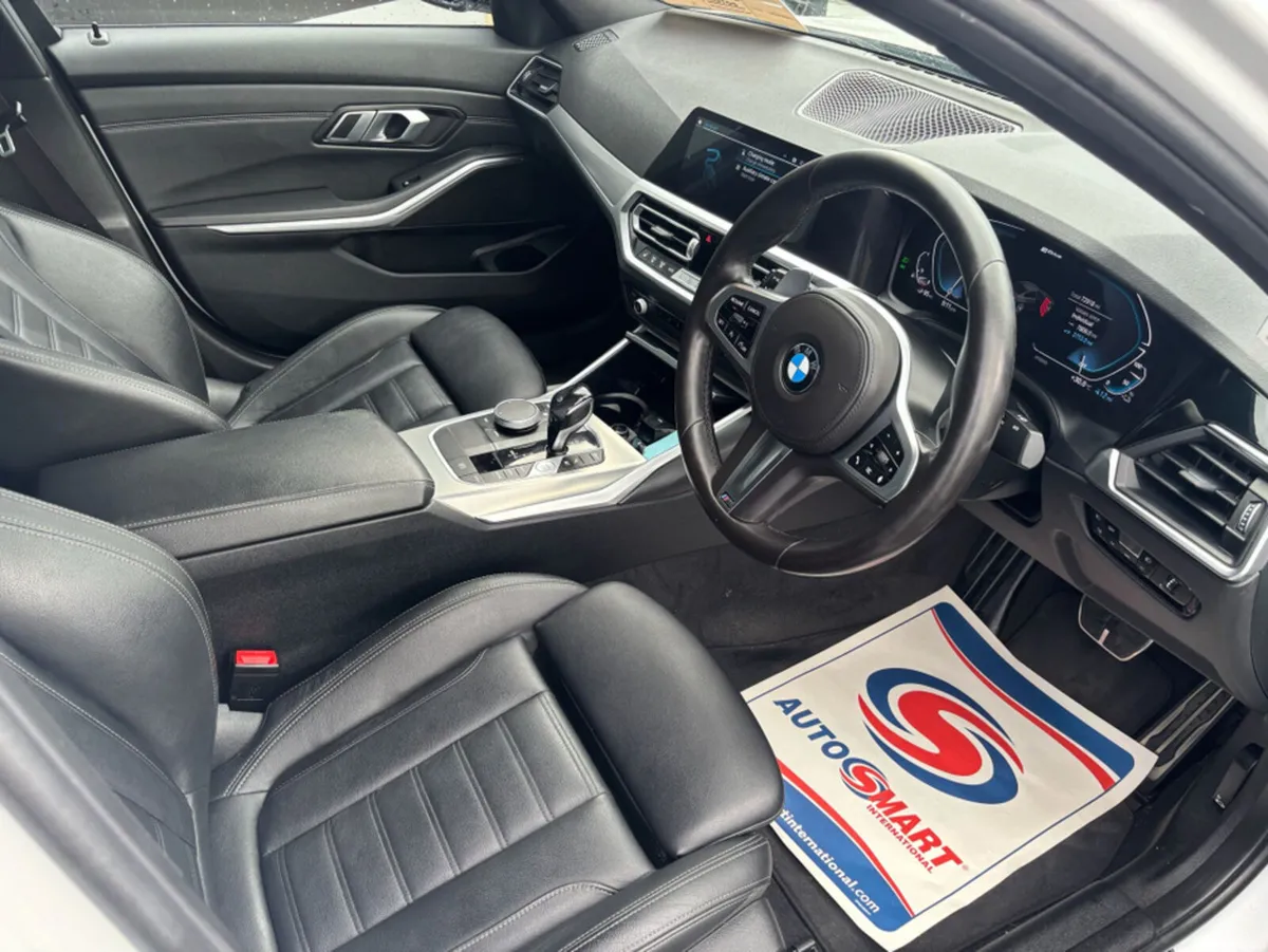 BMW 3-Series BMW 330e individual M-sport plug in h - Image 5