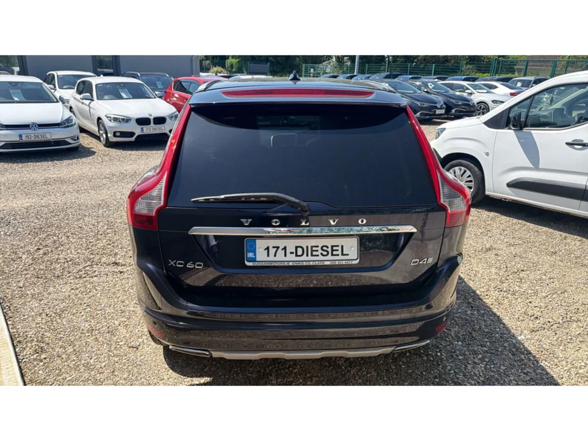 Volvo XC60 2.0 D4 CLASSIC - Image 4