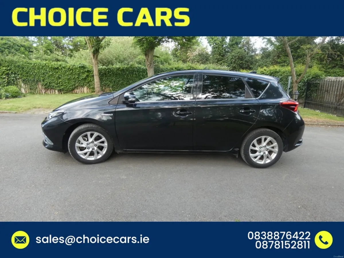 Toyota Auris 1.5 AUTO HYBRID - Image 3