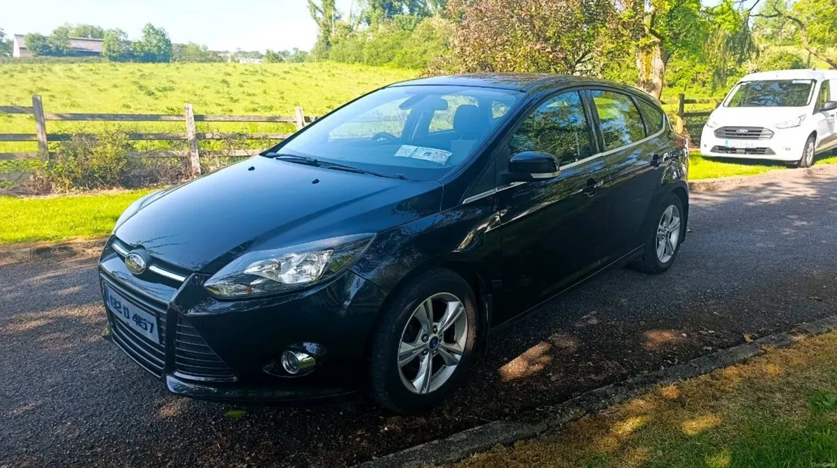 2013 Ford Focus Zetec Diesel - Image 2