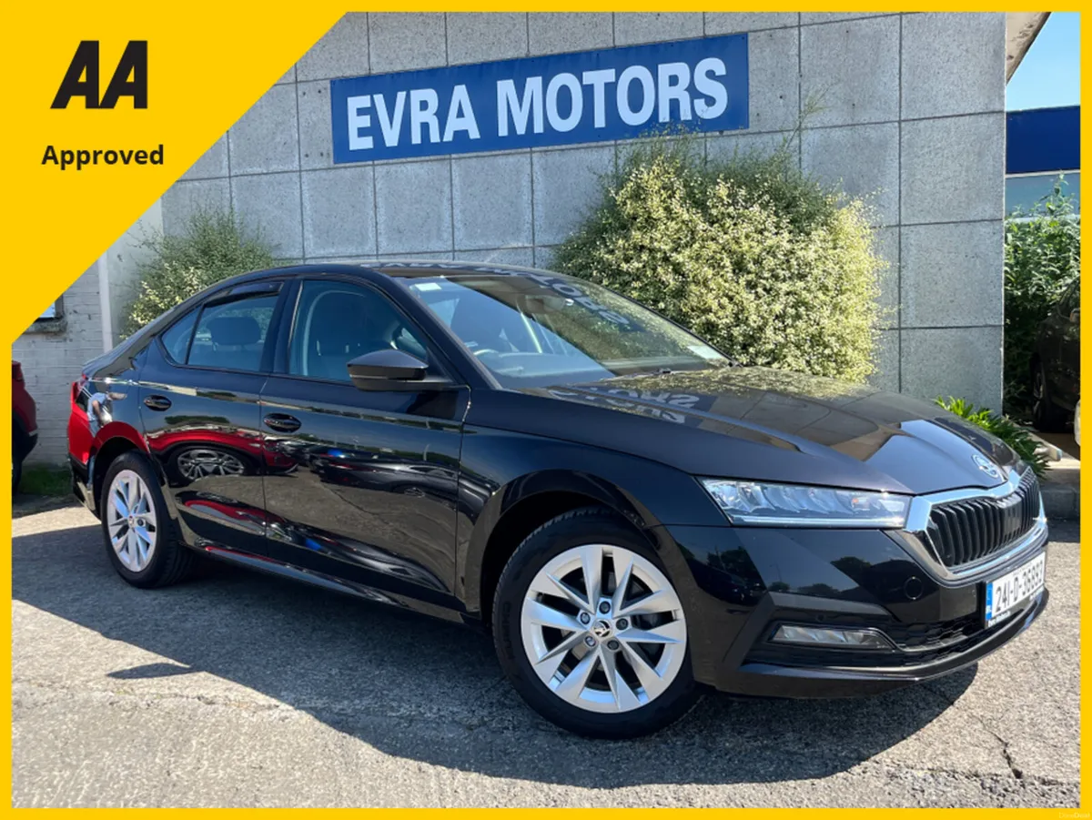 Skoda Octavia AMBITION 2.0 TDI DIESEL //REVERSE CA - Image 1
