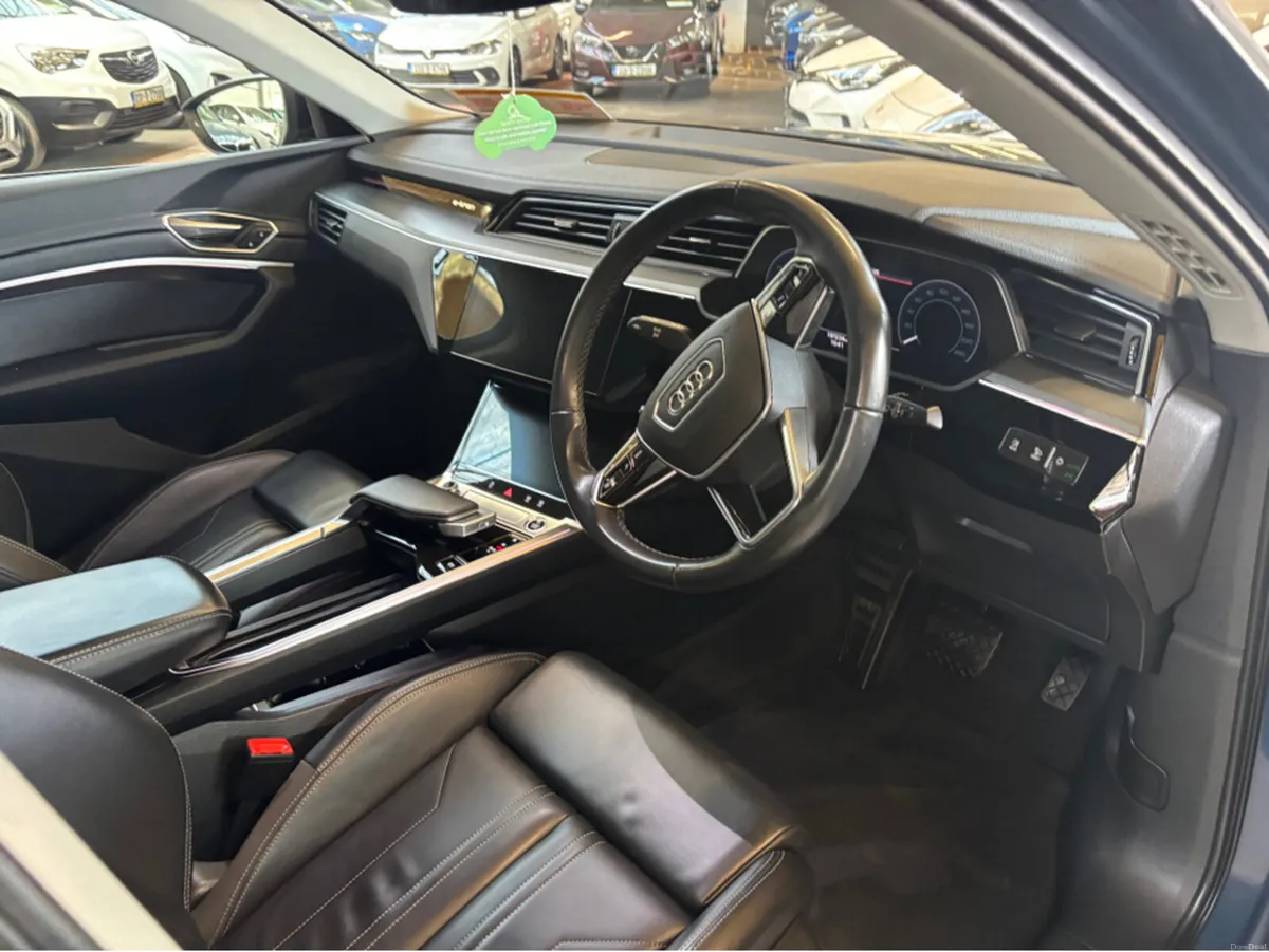 Audi Q8 e-tron SPORTBACK 50ETRON QUATTRO 250KW SPO - Image 5