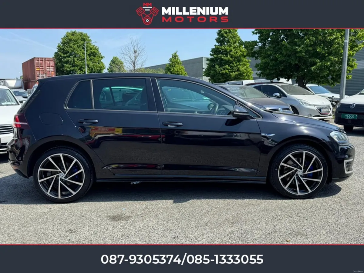 Volkswagen Golf GTE//TOP SPEC//LOW KMS//NEW NCT// - Image 2