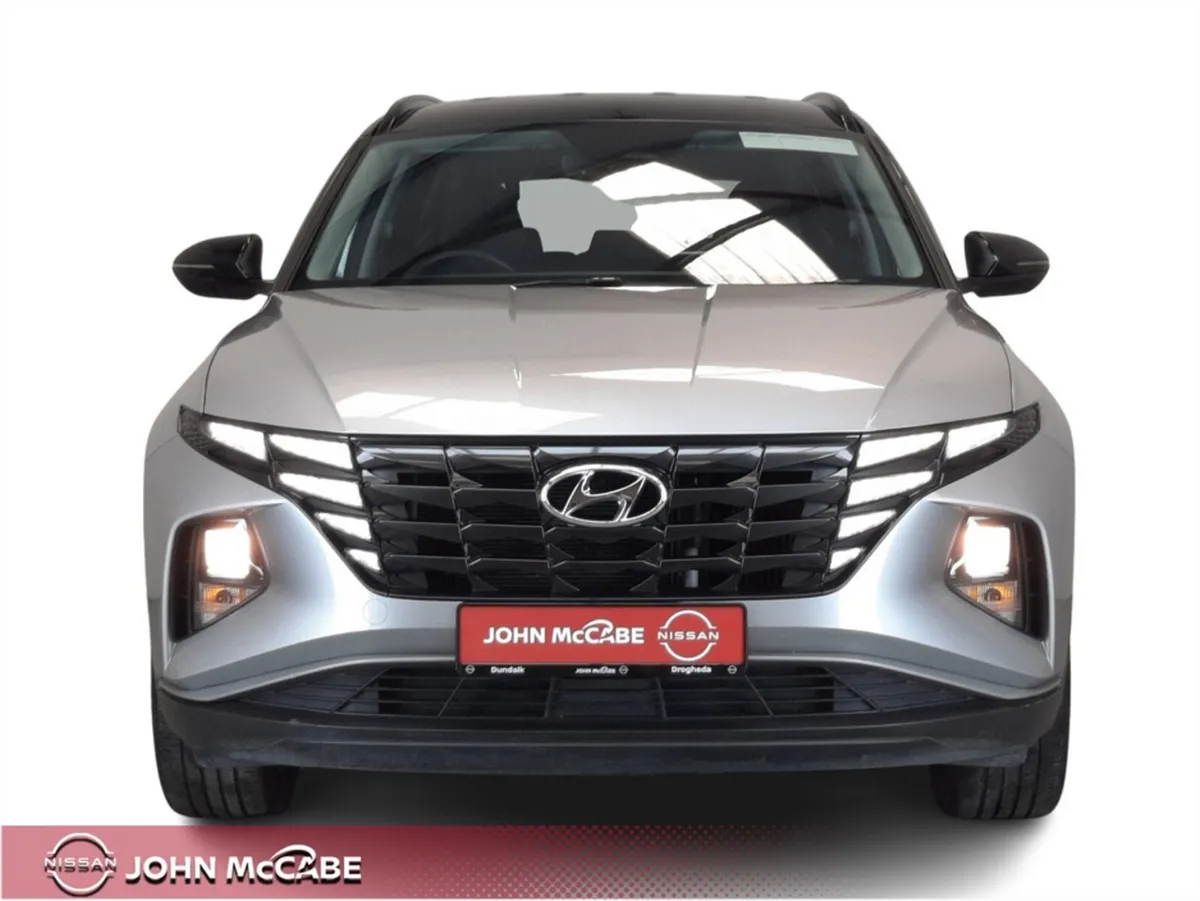 Hyundai Tucson EXECUTIVE 2 TONE MANUAL *RETAIL PRI - Image 4