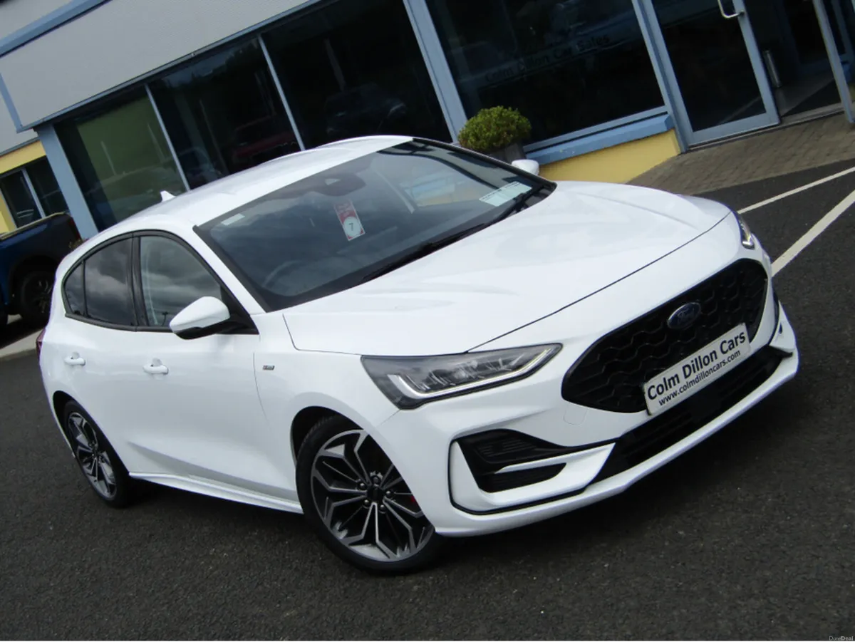 Ford Focus ST-LINE VIGNALE  1.5TDCI ECOBLUE AUTO - Image 2