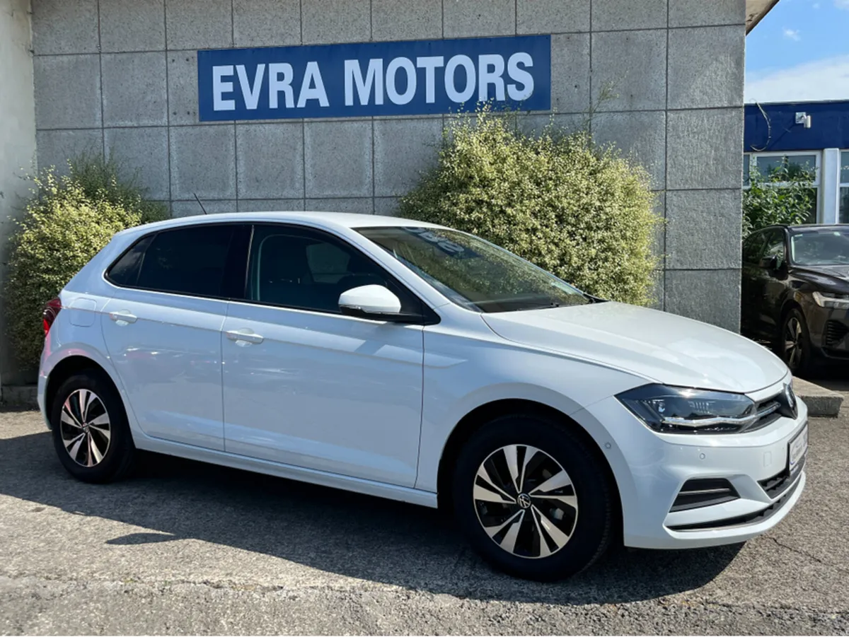 Volkswagen Polo COMFORTLINE AUTOMATIC 1.0 PETROL / - Image 3