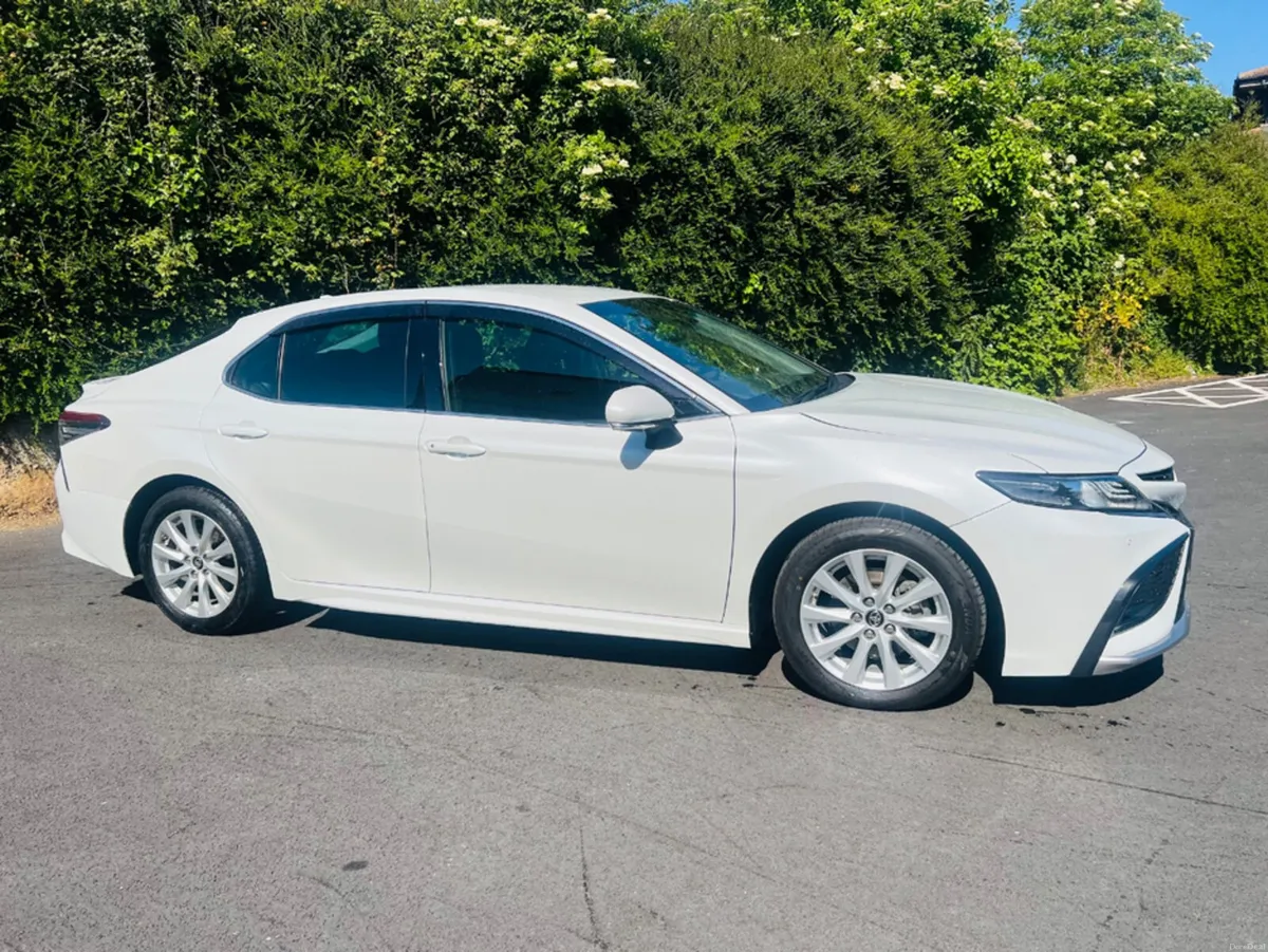Toyota Camry 2.5 AUTOMATIC   WS - SPEC - Image 3