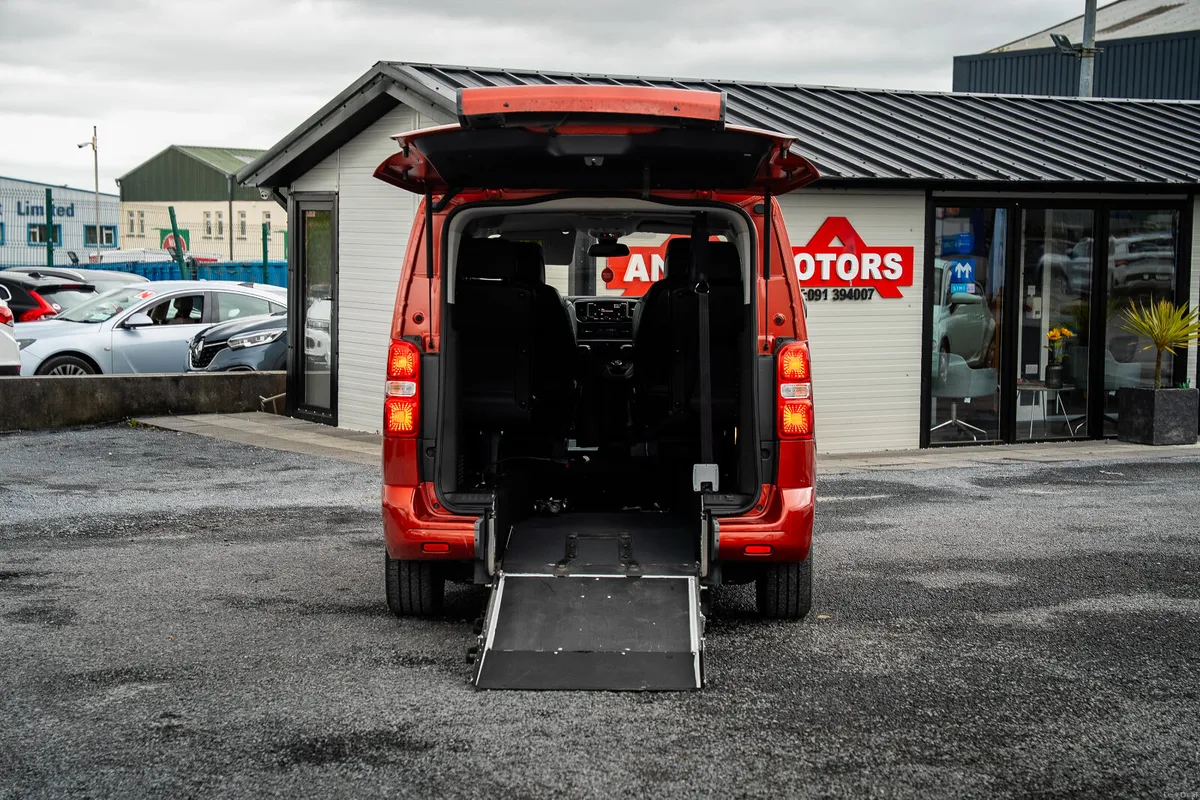 2019 Citroen Spacetourer Wheelchair Accessible - Image 2
