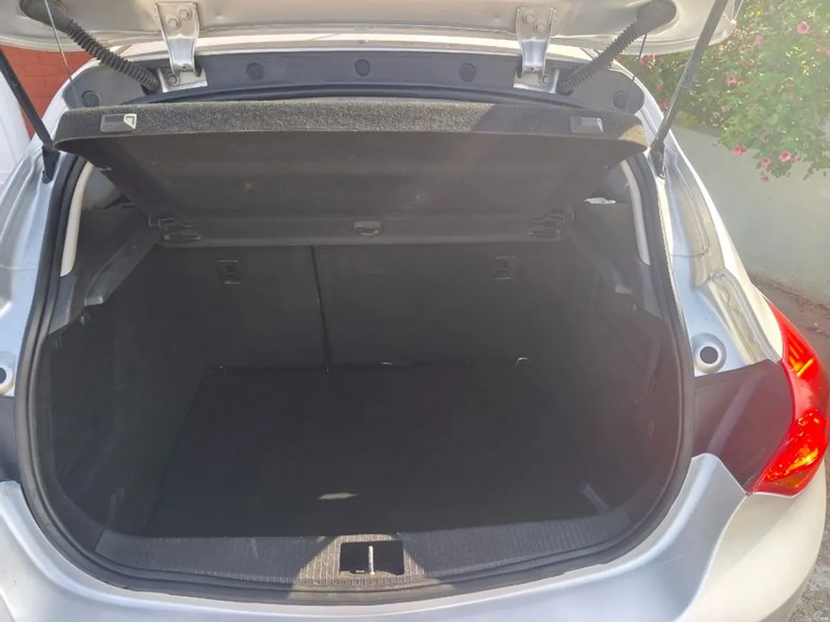 2015 Opel Corsa - Image 3